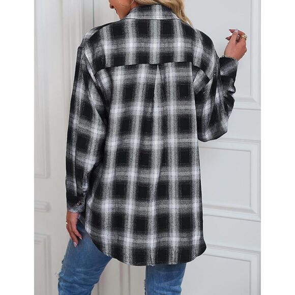 Oversized Women’s Plaid Flannel Button-Down Shirt — Roll-Up Long Sleeves, Size S - Picture 3 of 4